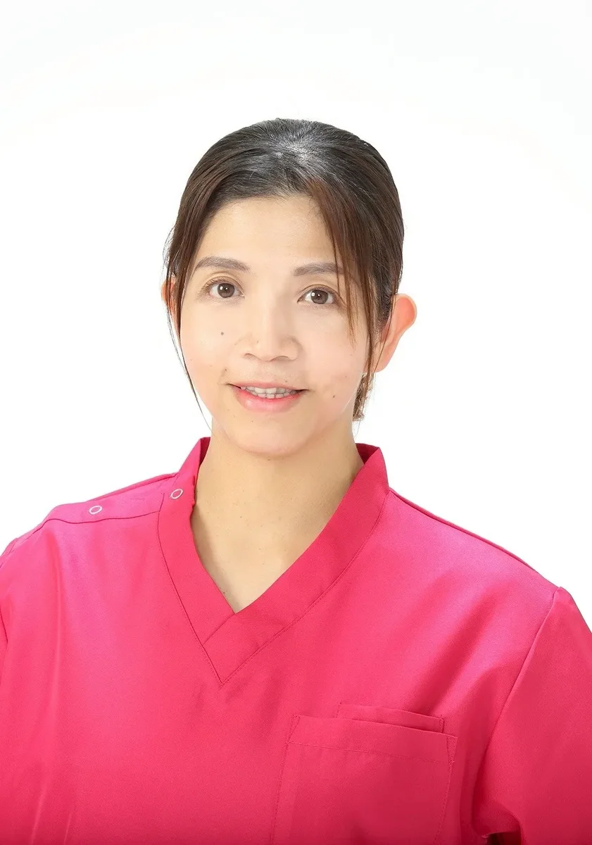 施術者 大松谷仁美